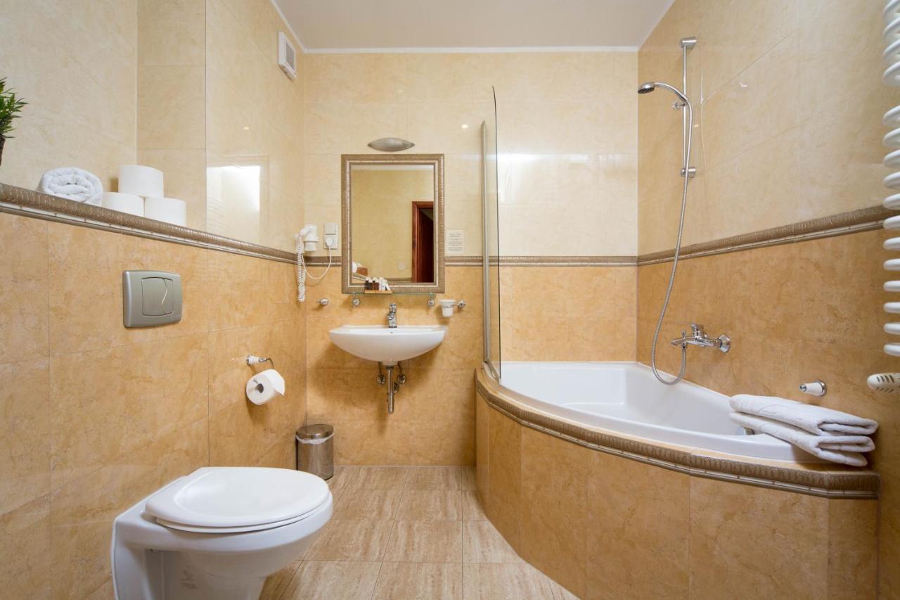 B12 - Comfort Apartemnts City Center Apartment Krakow Exterior photo