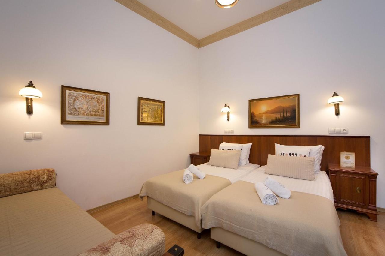 B12 - Comfort Apartemnts City Center Apartment Krakow Exterior photo